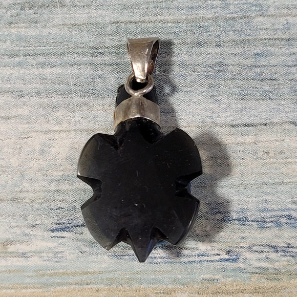 🎉HP🎉Onyx Turtle Pendant. - Picture 4 of 8